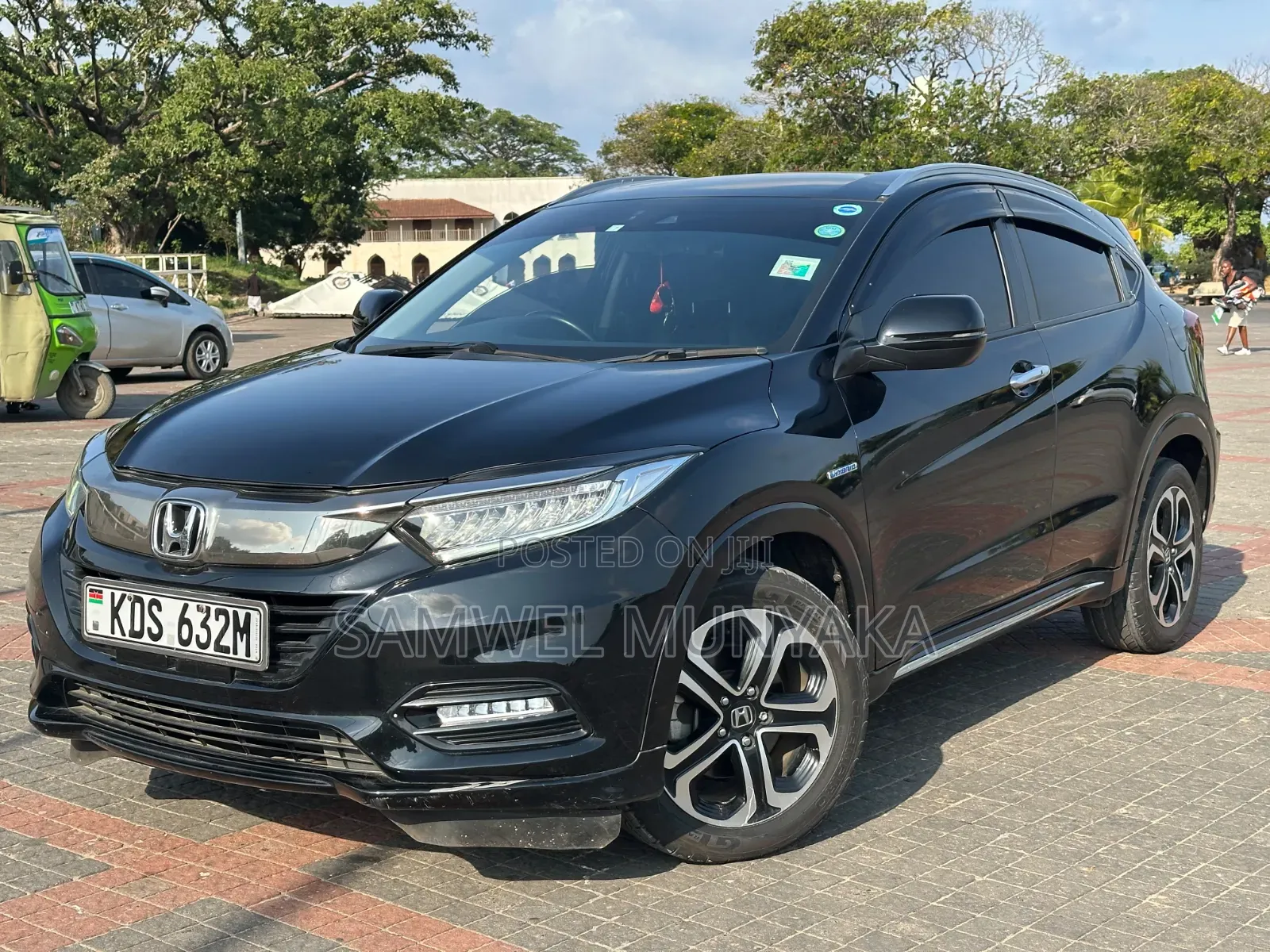 Honda Vezel 2018 Black