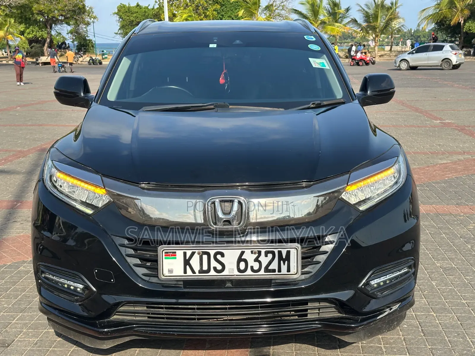 Honda Vezel 2018 Black