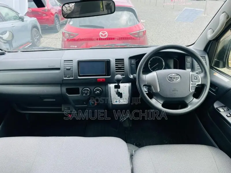 Toyota HiAce 2020 White