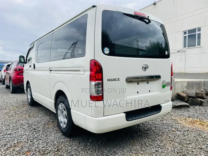 Toyota HiAce 2020 White