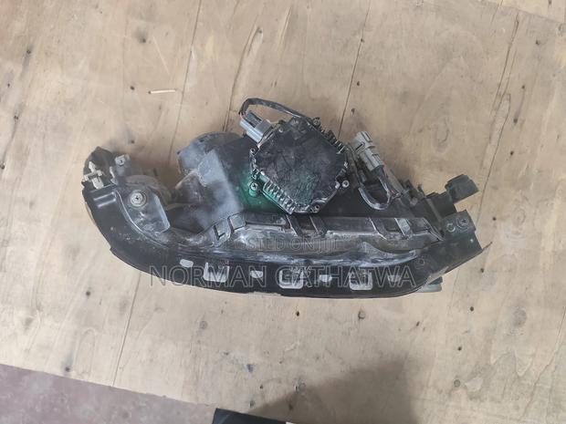 Subaru SG 5 Headlamp Left Side - thumbnail 4