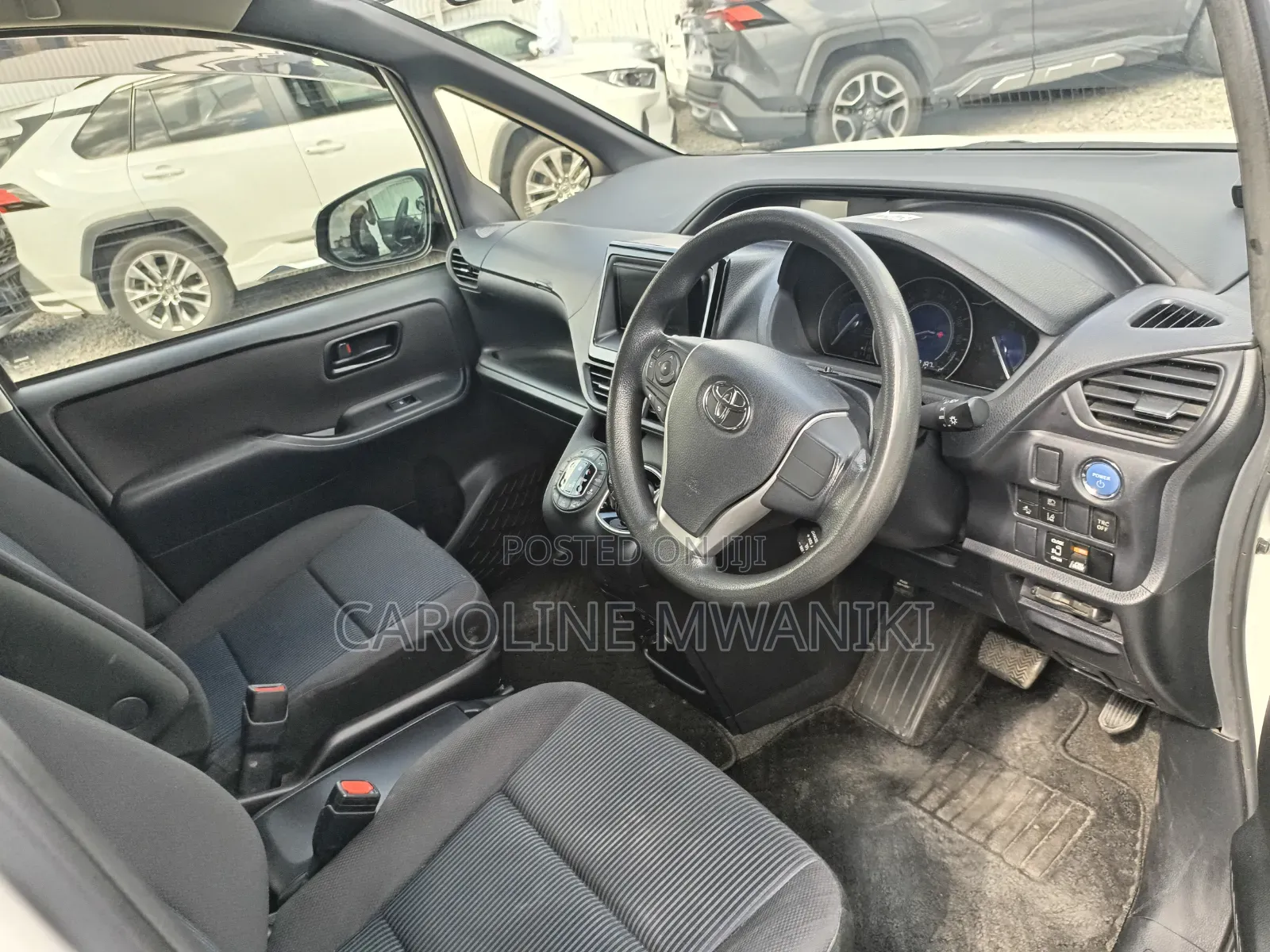 Toyota Voxy 2019 White