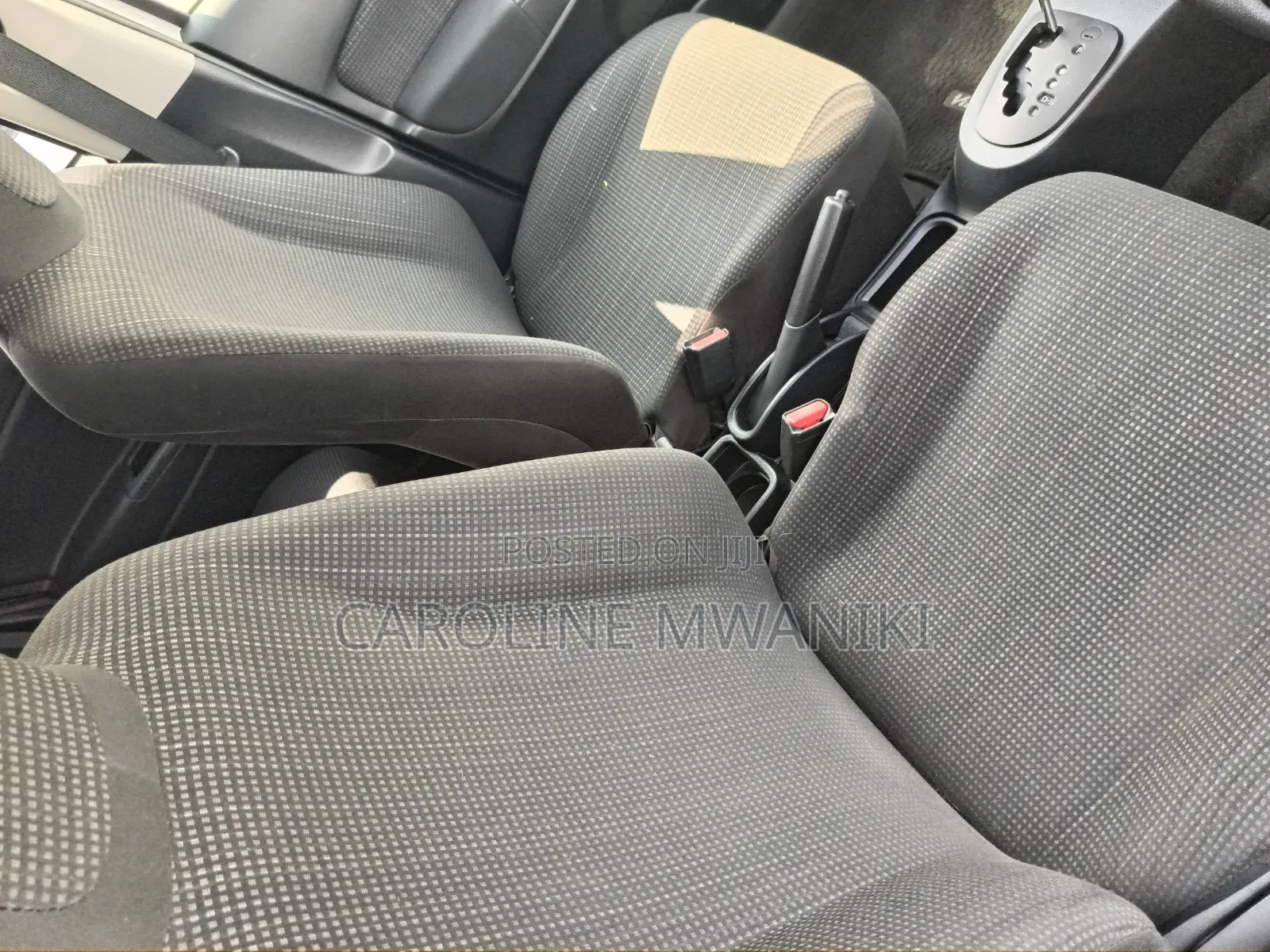 Toyota Vitz 2019 Pearl