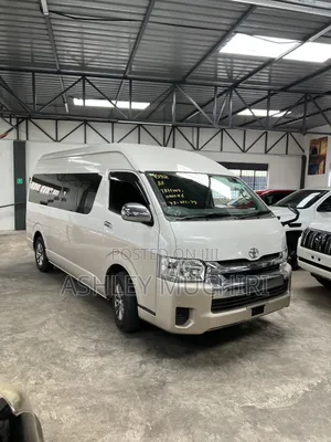 Toyota HiAce 2018 White
