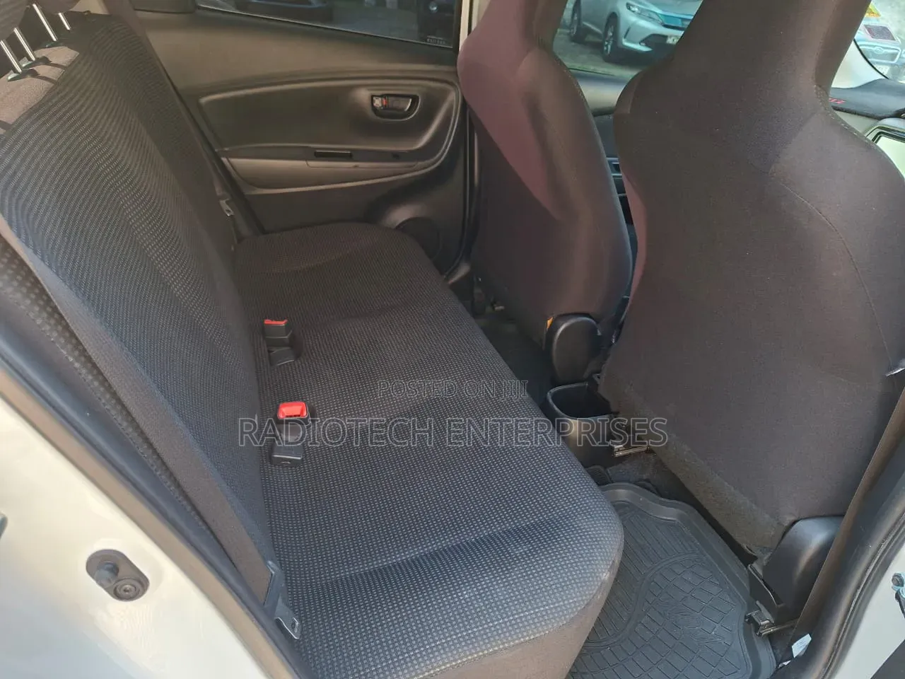 Toyota Vitz 2017 White