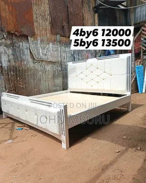 Pure White With Black Stripes Bed 5by6