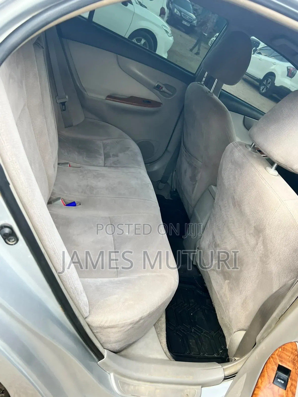 Toyota Axio 2010 Silver