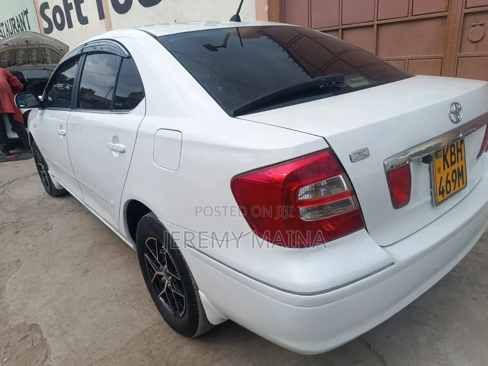 Toyota Premio 2002 White