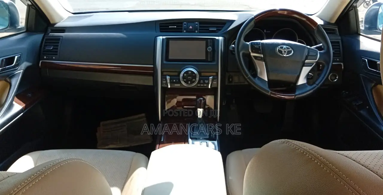 Toyota Mark X 2014 White