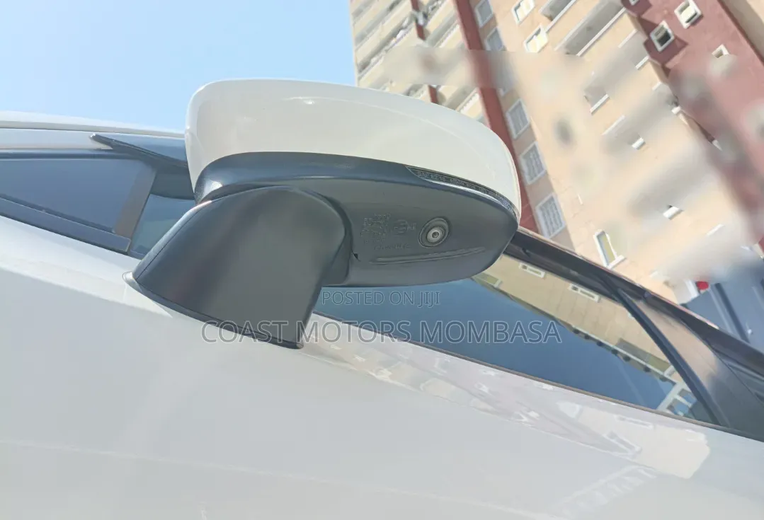 Mazda 2 2019 White