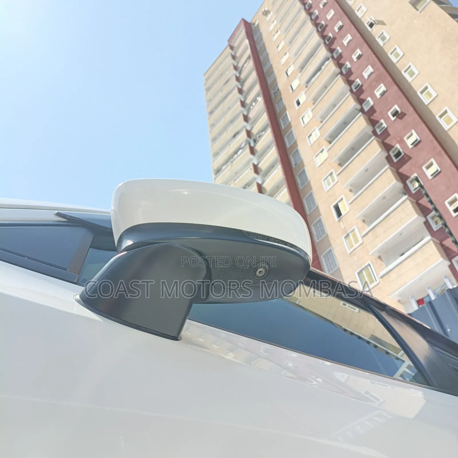 Mazda 2 2019 White