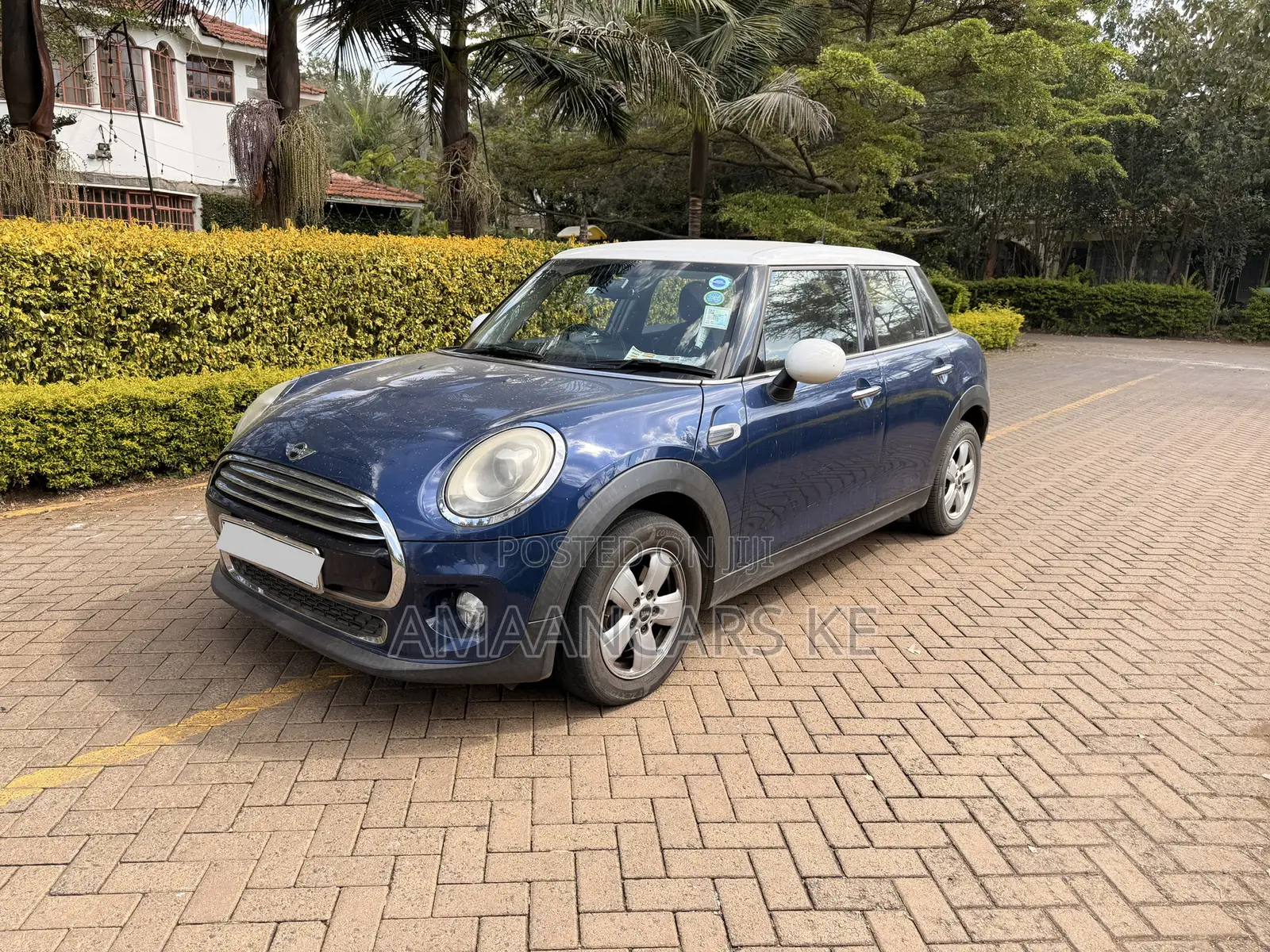 Mini Cooper 2017 Blue