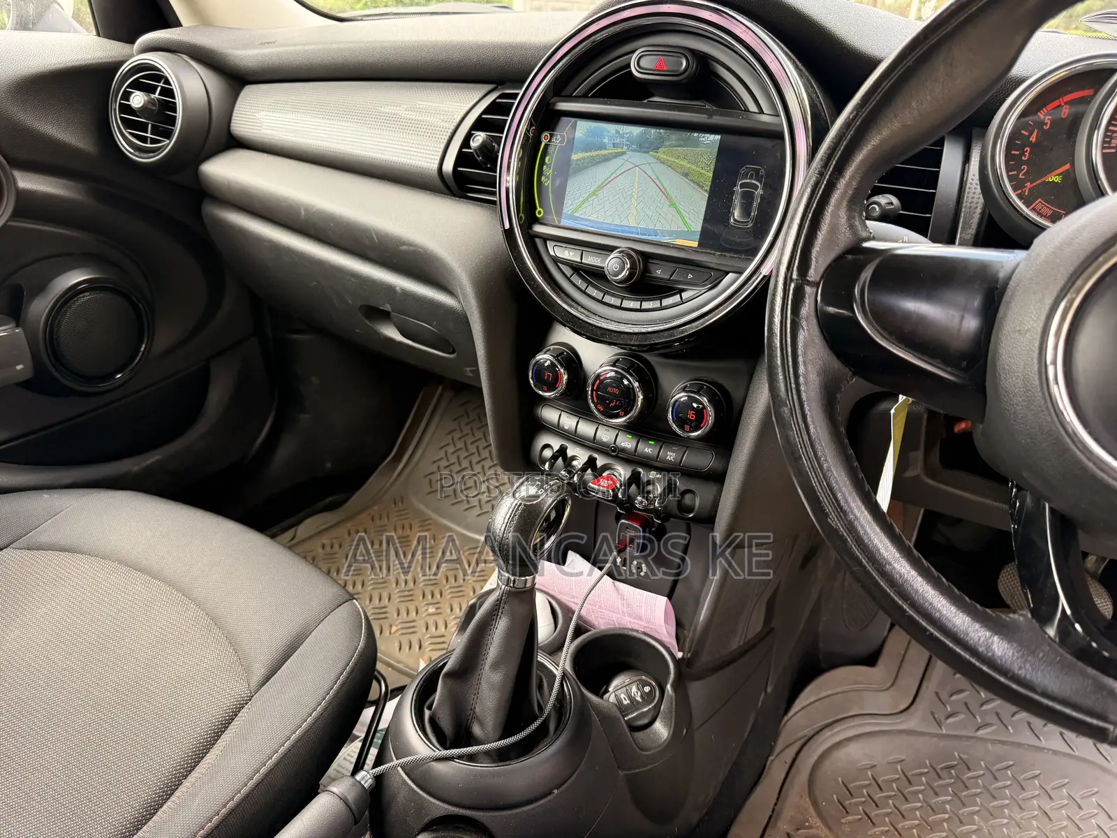 Mini Cooper 2017 Blue