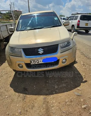 Suzuki Escudo 2006 Beige