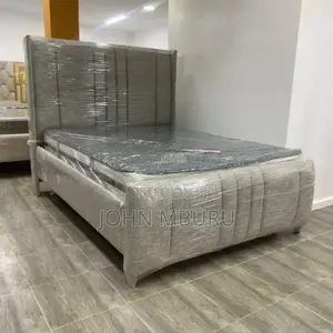 Cream White Chester Bed 5by6