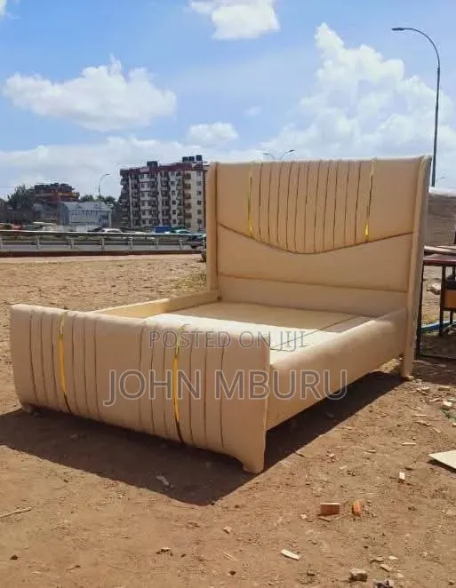 Brown Chester Bed 5by6