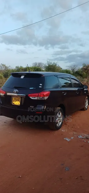 Toyota Wish 2012 Maroon
