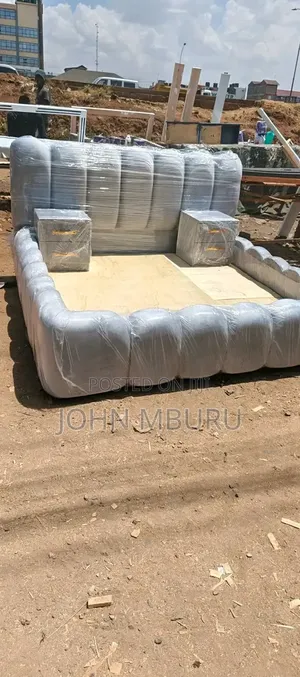 Gray Chester Bed Burble With Two Side Boxes 5by6