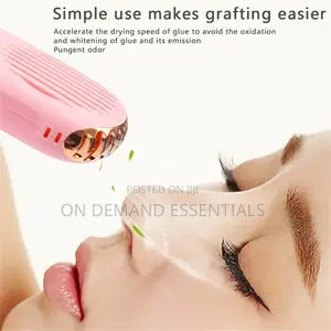 Beauty Eyelash Fan