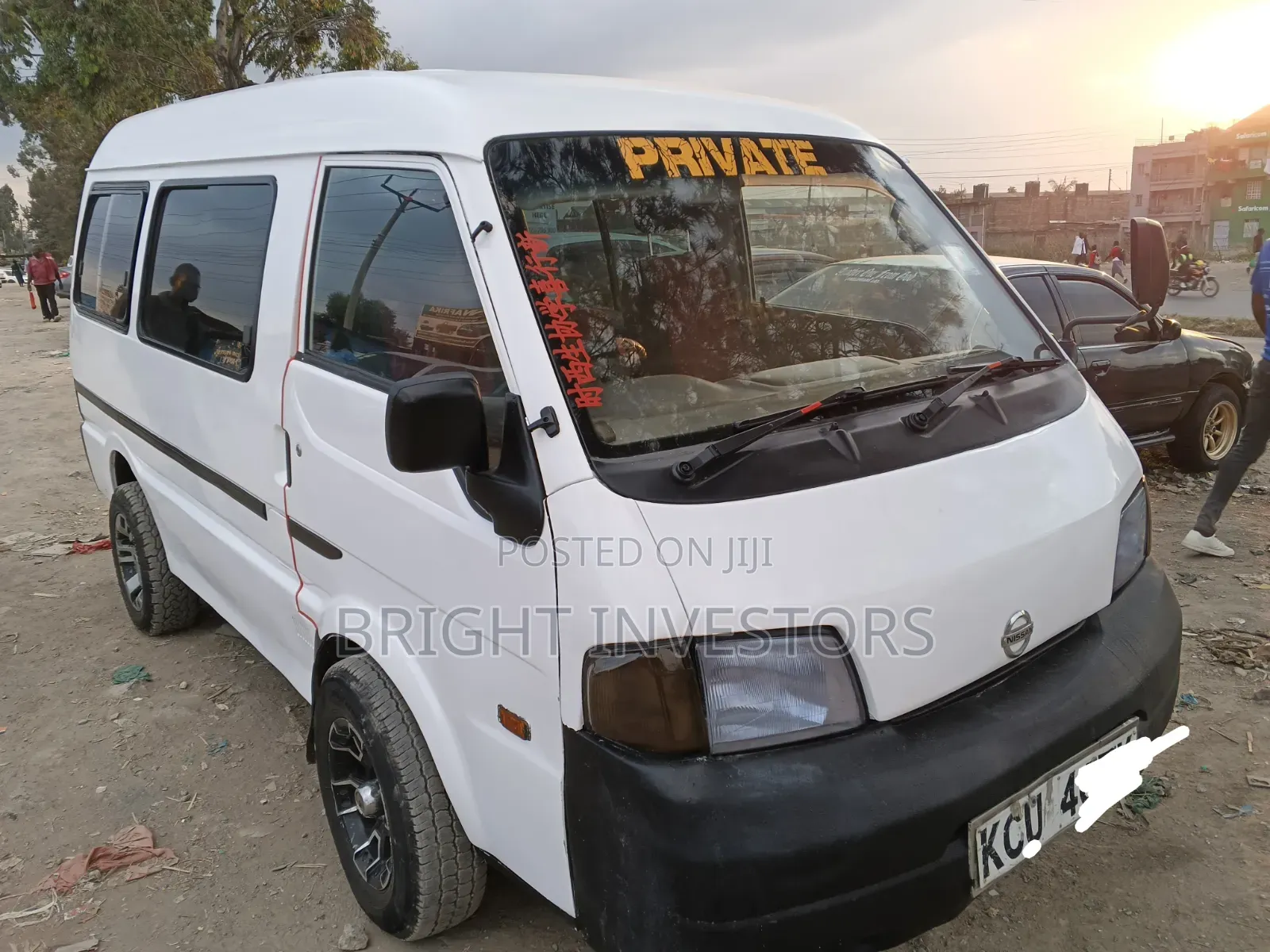 Nissan 100 2013 White