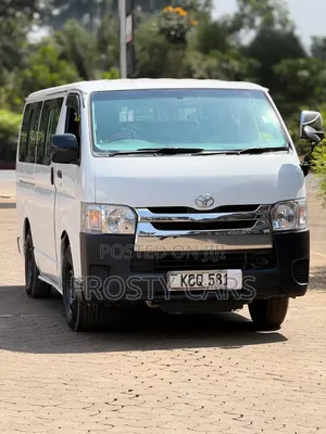 Toyota HiAce 2011 White
