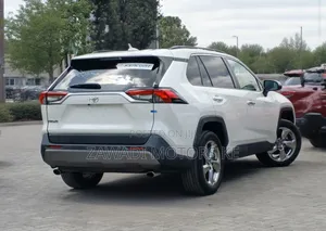 Toyota RAV4 2019 Pearl