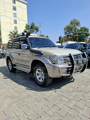 Toyota Land Cruiser Prado 2002 Gold