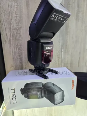 Best Godox TT600 External Camera Flash – Speedlite for Photographers