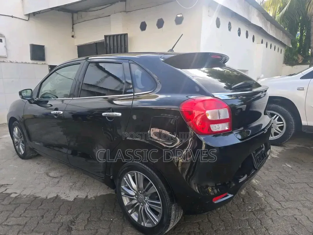 Suzuki Baleno 2019 Black