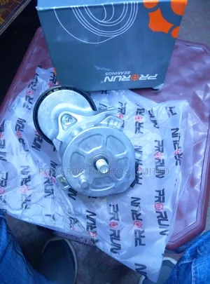 Fan Belt Tensioner for Canter 4p10