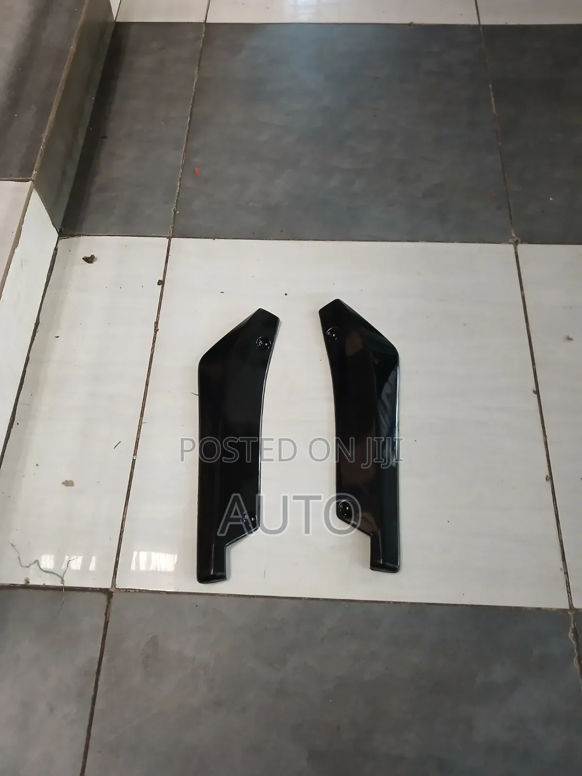 Universal Car Rear Bumper Splitters | Sport Rear Diffuser Canards