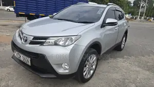 Toyota RAV4 2015 Silver