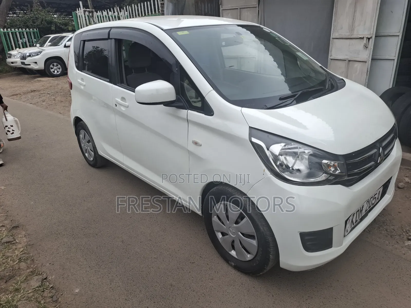 Mitsubishi EK Wagon 2015 White