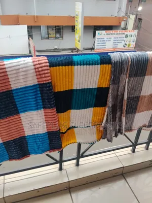 Fleece Blanket – Thick Warm (Multiple Colors)