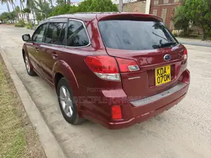Subaru Outback 2014 Red