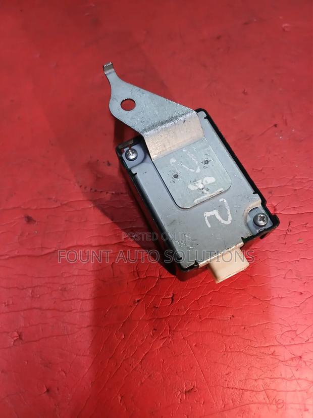 Engine Control Unit Subaru Exiga 2008 - thumbnail 2