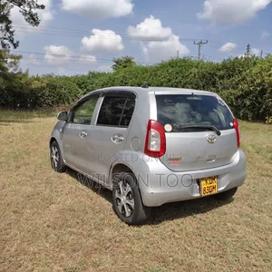 Toyota Passo 2016 Silver