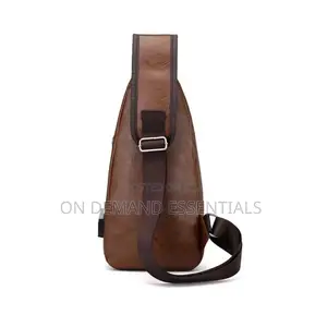 Fashion Men Chest Bag Pu Leather USB Charging