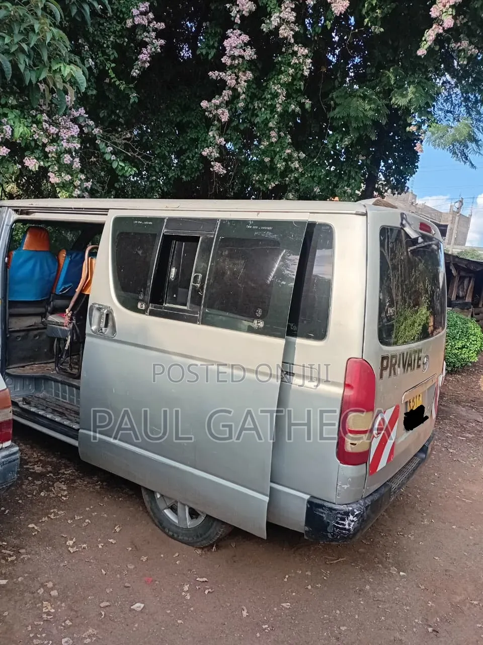 Toyota HiAce 2006 Silver
