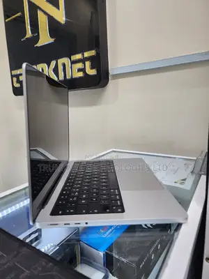 Laptop Apple MacBook Pro 32GB Apple M1 Pro SSD 512GB