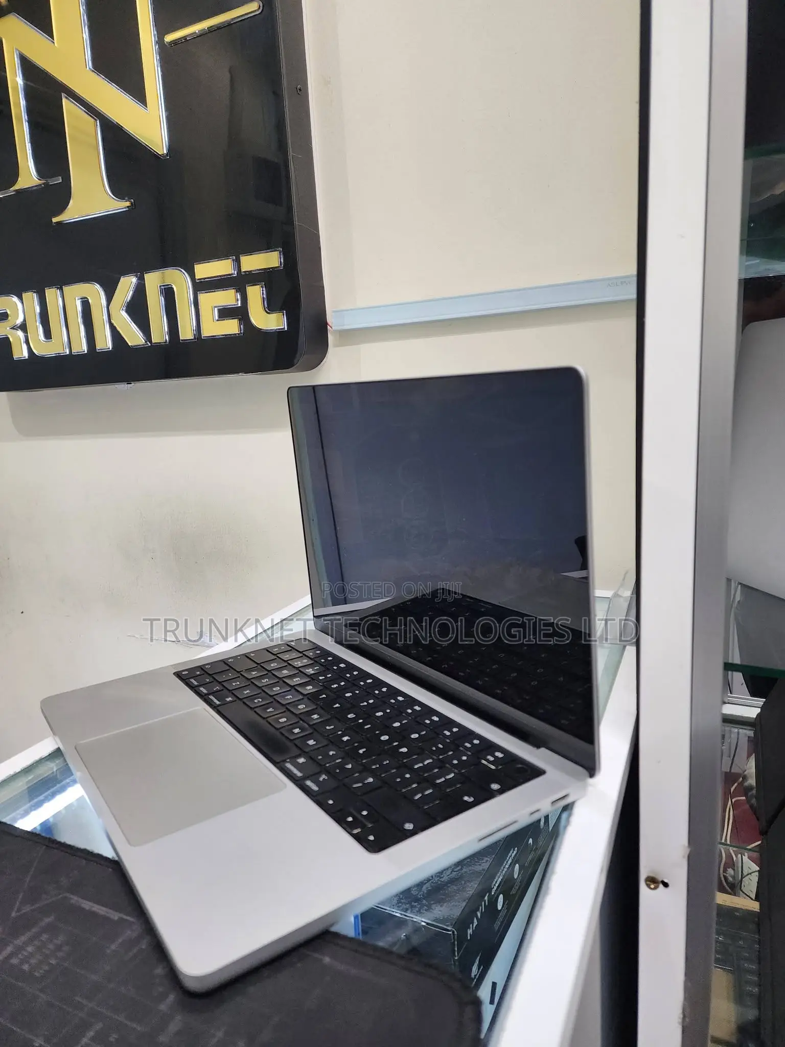 Laptop Apple MacBook Pro 32GB Apple M1 Pro SSD 512GB