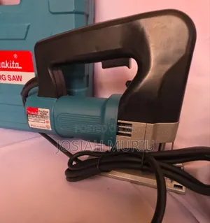Makita 600w Variable Jigsaw