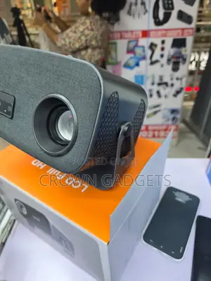 Android 11 HD Smart Projector Support WiFi Bluetooth