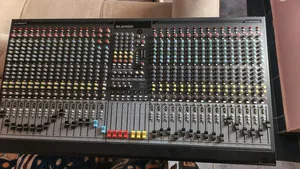 Gl-2400 Mixer Allen Heath