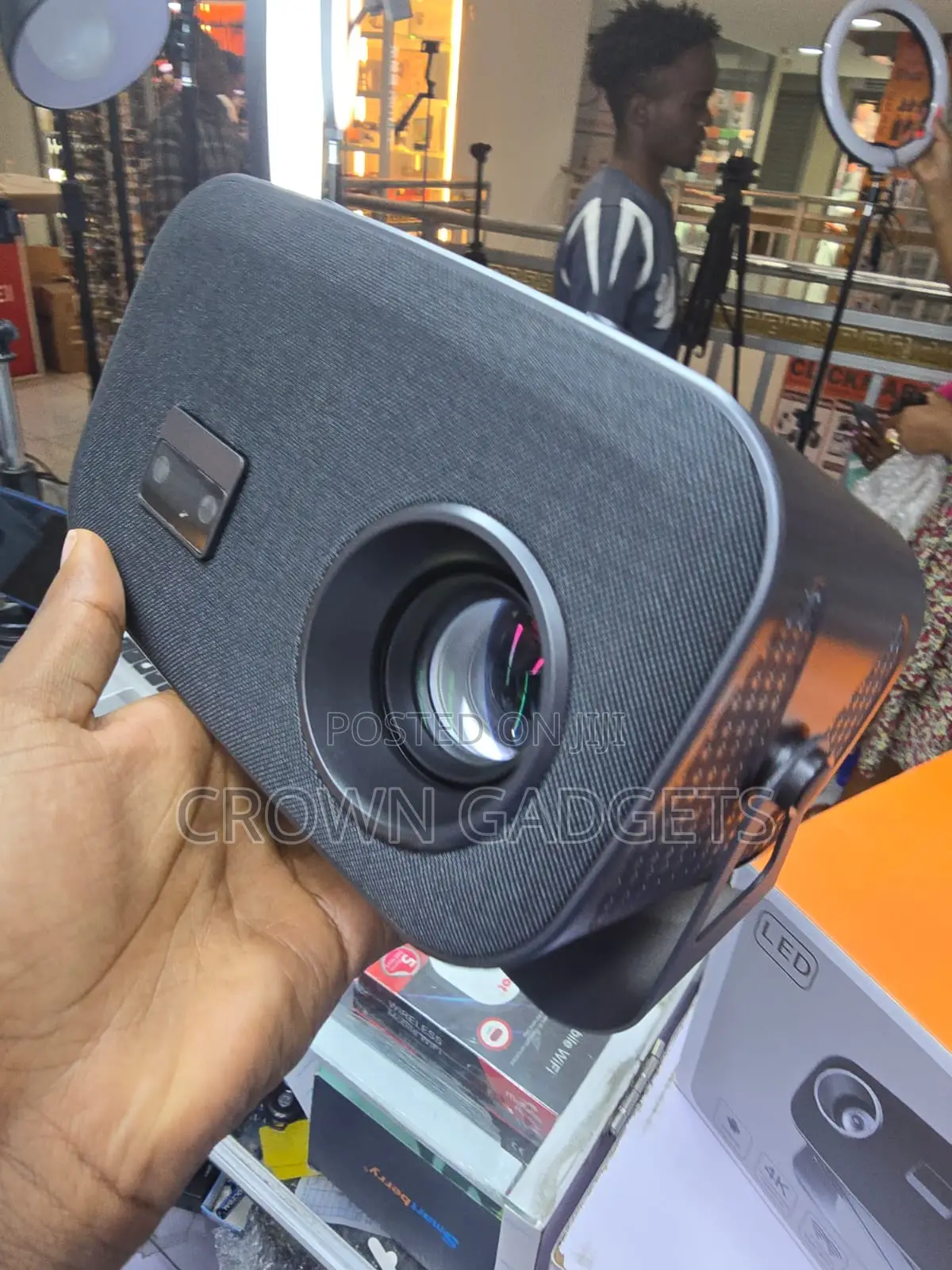 360° Rotating Android Projector Home Theater Device