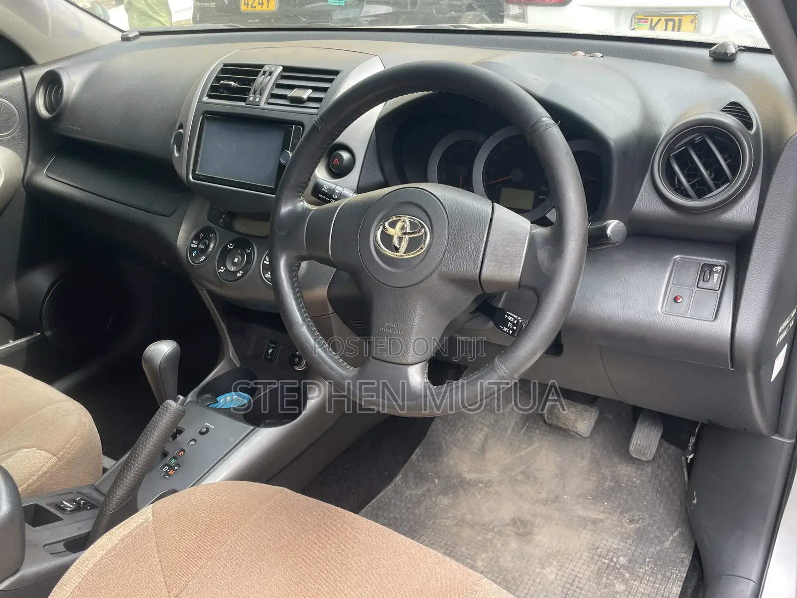 Toyota RAV4 2011 Silver