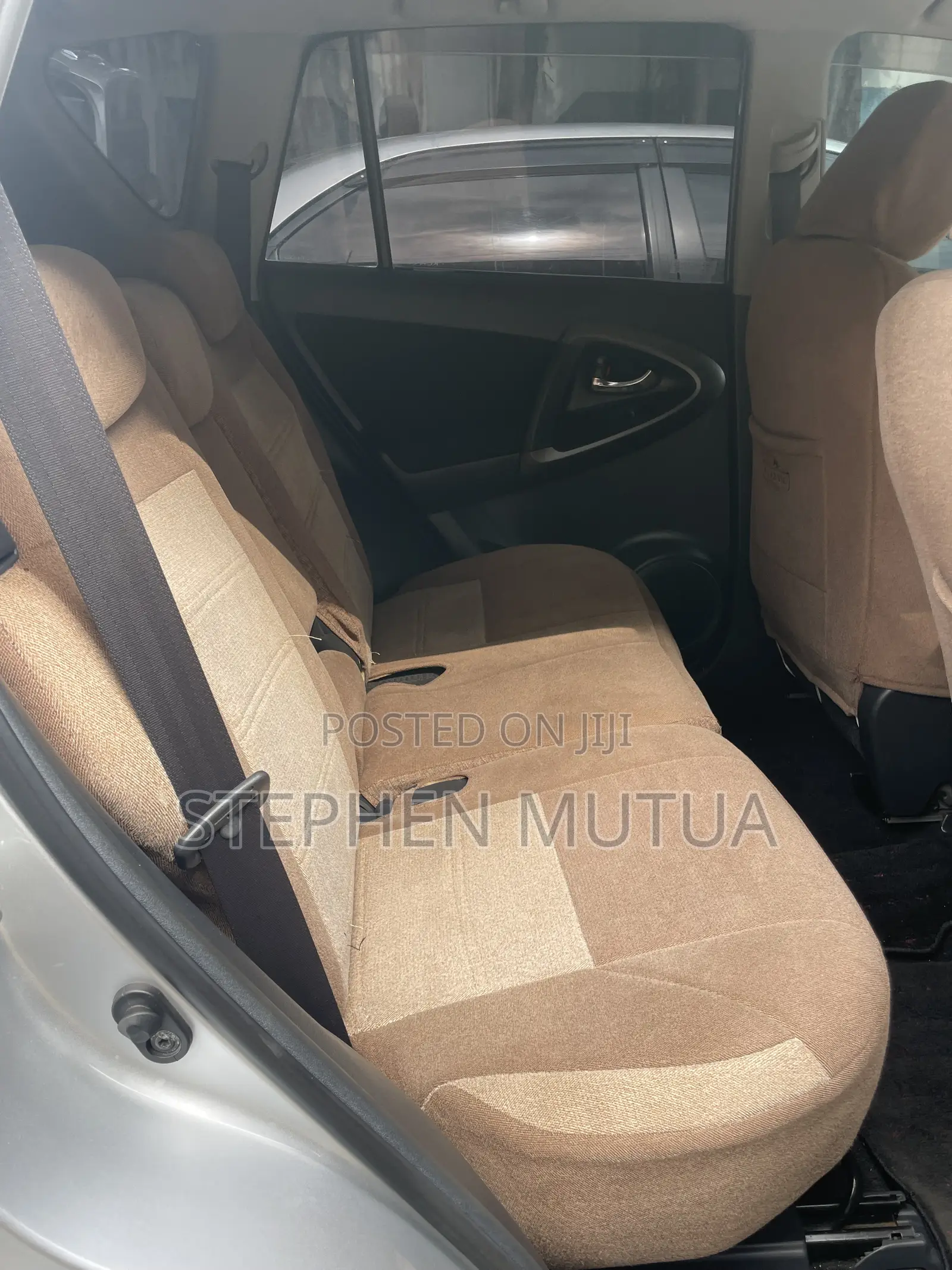 Toyota RAV4 2011 Silver