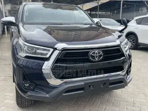 Toyota Hilux Revo Double Cab Deisel 2.4 AWD 2021 Blue