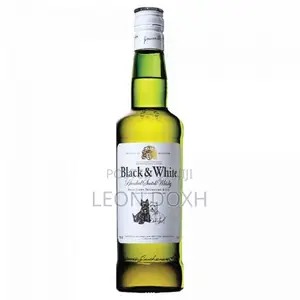 Black White Blended Scotch Whisky (1 Litre)
