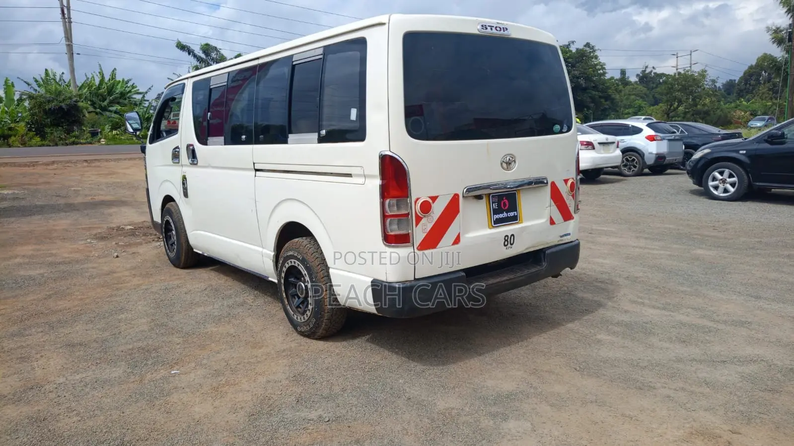 Toyota HiAce 2014 White